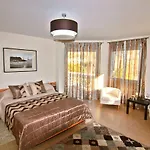 Maryvilla 1220 칼페