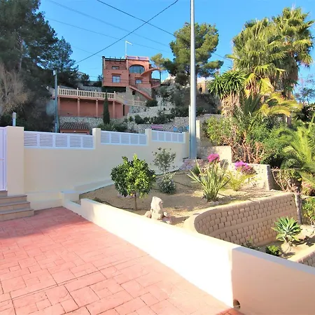 Maryvilla 1220 וילה קלפה