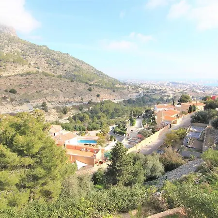 וילה Maryvilla 1220